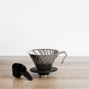 Hario dripper V60-02 z nerezovej ocele (VDM-02HSV)