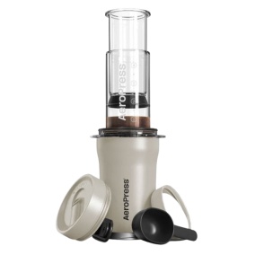 Aeropress GO Plus Travel System - krémový